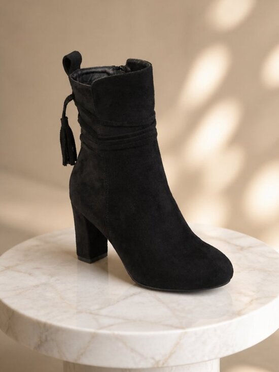 Journee Collection Shoes - Journee Collection Women's Zuri Black Faux Suede Tasseled Ankle Boots-Sz 7.5 NEW